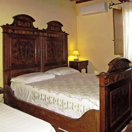 Alloggio per agriturismo Podere Caldaruccio La Pineta Bosco (Umbria)