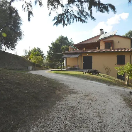 Podere Caldaruccio La Pineta Alloggio per agriturismo