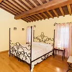 Podere Caldaruccio La Pineta Agroturismo