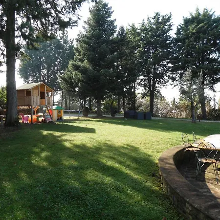Farm stay Podere Caldaruccio La Pineta Bosco (Umbria)