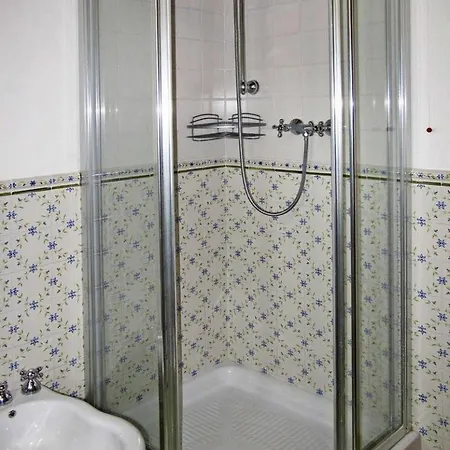 Lantgård Podere Caldaruccio La Pineta