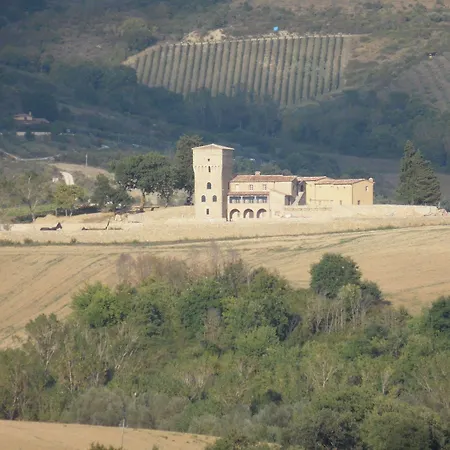 Lantgård Podere Caldaruccio La Pineta *