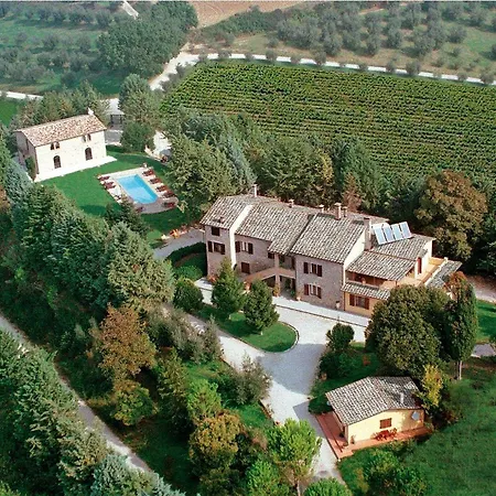 Lantgård Podere Caldaruccio La Pineta