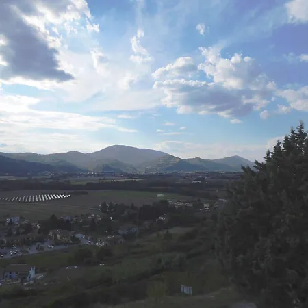 Lantgård Podere Caldaruccio La Pineta