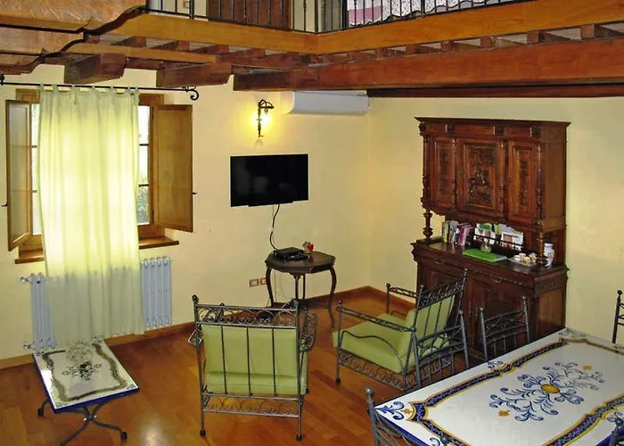 Podere Caldaruccio La Pineta Farma *