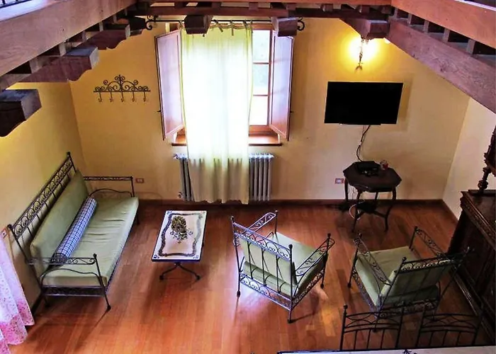 Podere Caldaruccio La Pineta Farma Bosco (Umbria)