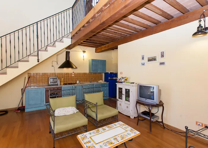 Farma Podere Caldaruccio La Pineta Bosco (Umbria)